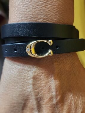 Coach Triple Wrap Black Leather Bracelet W/rhinestone Embellished Gold C EUC